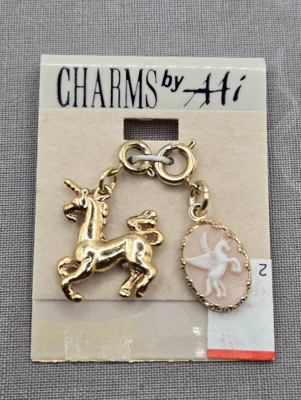 Gold-Tone Unicorn Horse Pegasus Dainty Magical Charm Cameo VTG Pendant Miniature